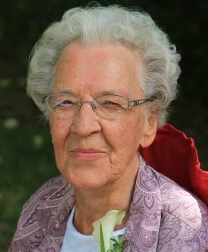 Delia "Dee" Smith