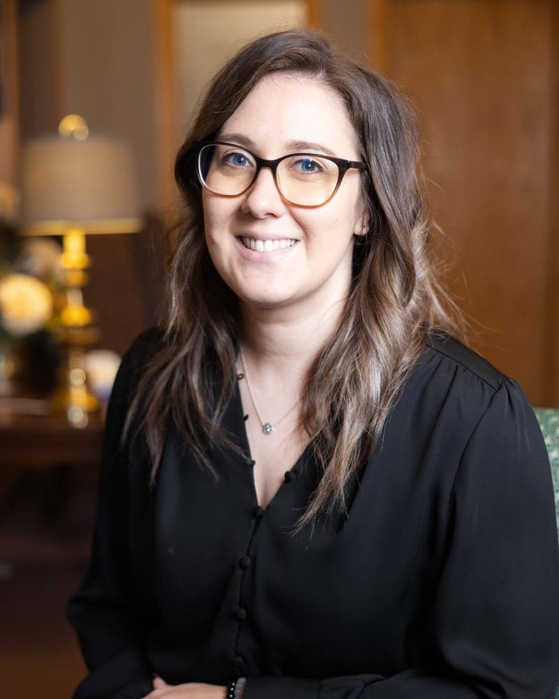 Jes Knoop - Funeral Director & Embalmer